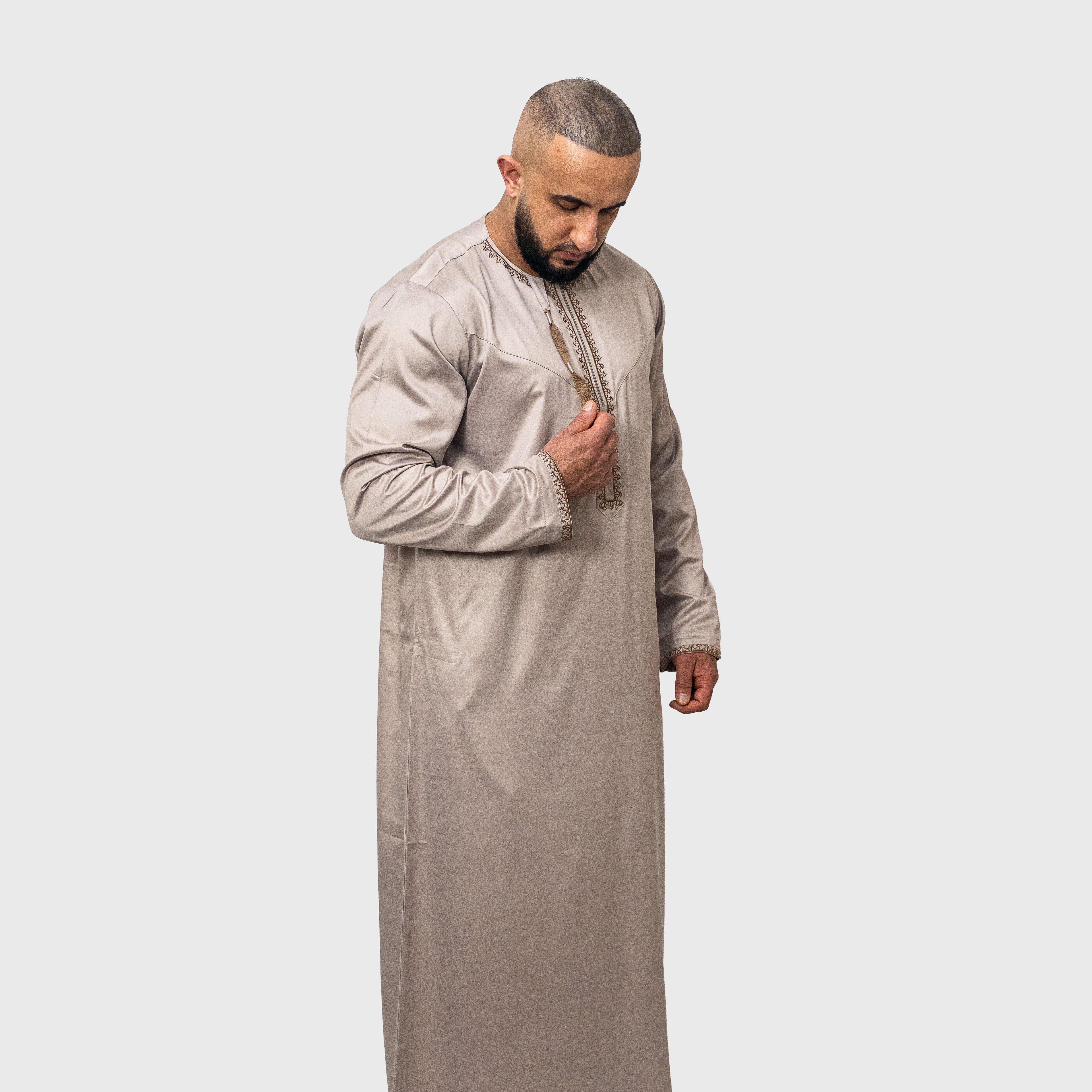 Luxury Warm Taupe ZA Omani Thobe